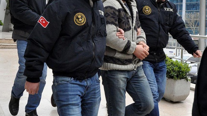 Ankarada 33 FETÖ-cü saxlanıldı